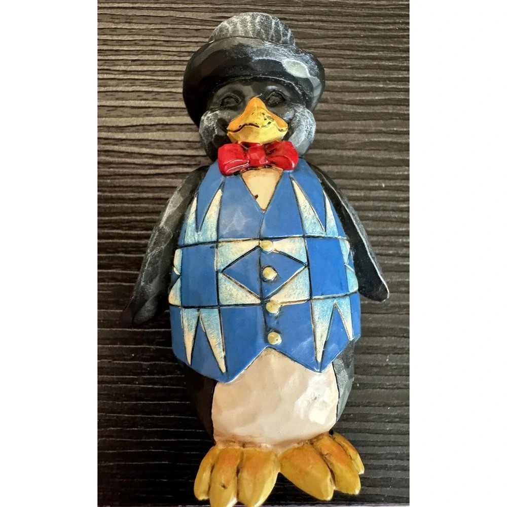 Jim Shore Penguin Tuxedo Top Hat Red Bow Tie & Blue Quilt Vest 3